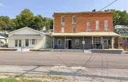 107 E Harrison Street, Brunswick, MO 65236