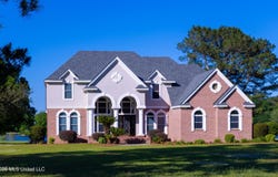 15 Lakeshore Drive, Laurel, MS 39443