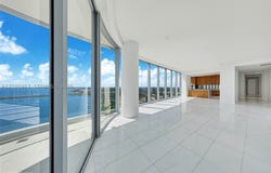 175 SE 25 RD, Miami, FL 33129