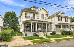 318 CONOVER Street, BURLINGTON, NJ 08016