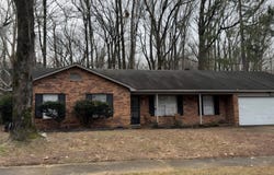 4395 ANN ARBOR Ln, Memphis, TN 38128