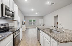 7706 Stud dr, Elmendorf, TX 78112