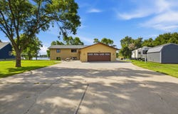 186 Sunrise Drive, Mina, SD 57451