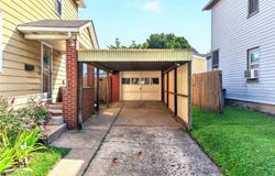 617 10th Ave., New Brighton, PA 15066