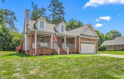 103 Somerset Court, Mebane, NC 27302