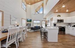 2872 Sequoia Rd, Pigeon Forge, TN 37863