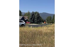 630 SNAKE RIVER Drive, Alpine, WY 83128
