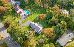 8 Kerry Pl, Mount Olive Twp., NJ 07836-9732
