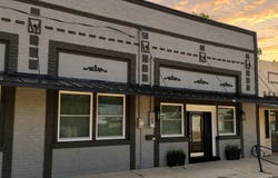 202 N Avenue D, Clifton, TX 76634