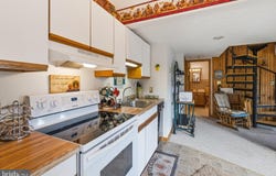 127 JEFFREY Lane, OAKLAND, MD 21550
