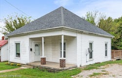 247 Elm St, Eminence, KY 40019