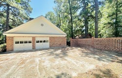 621 Malone Rd, Center, TX 75935
