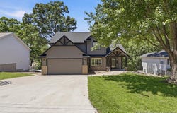71 Arrowhead Beach Road, Lake Ozark, MO 65049