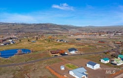 Fairway Dr, Council, ID 83612