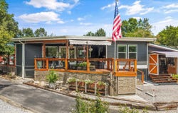 844 Peacock Ridge Rd, Townsend, TN 37882