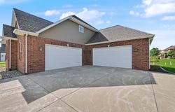 609 Carrera Drive, Savoy, IL 61874