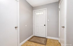 33 Shelly Road, Old Bridge, NJ 08857