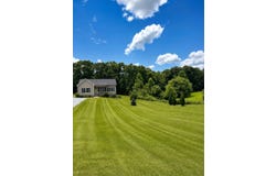 1162 Oak Grove Rd, Dickson, TN 37055