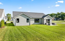 15554 Brimwillow Drive, Huntertown, IN 46748