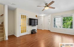 40 Lakeview Drive, Helmetta, NJ 08828