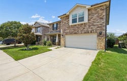 709 Bastrop Drive, Arlington, TX 76002