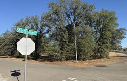 2470 Alden Avenue, Redding, CA 96002