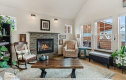 17 Hitchcock Dr, Dover, ID 83825