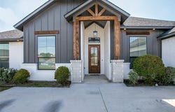 104 Bent Creek Court, Cleburne, TX 76033