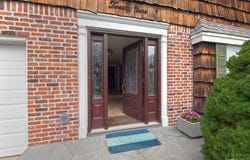 29 Abbot Road, Smithtown, NY 11787