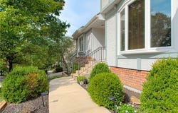13636 W 75 Place, Lenexa, KS 66216