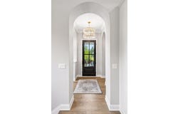 270 Wayzata Boulevard E, Wayzata, MN 55391