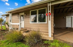 532 2ND St, Elkton, OR 97436