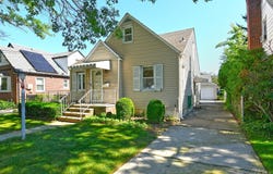 12 Hull Avenue, New Hyde Park, NY 11040