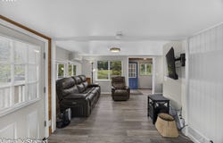 10213 SWEET CREEK Rd, Mapleton, OR 97453