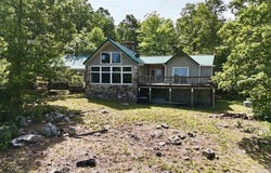 1444 Forest Home LN, Mountain View, AR 72519