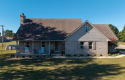 3800 Oak Hill Rd, Somerset, KY 42503