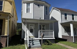 1015 Garfield St, McMechen, WV 26040