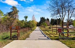 11821 Raspberry, Oak Glen, CA 92399