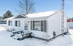 316 E Main, Hale, MI 48739