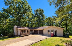 321 WILLOW St, Hamilton, AL 35570