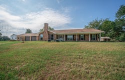 2130 E FM 22, Jacksonville, TX 75766