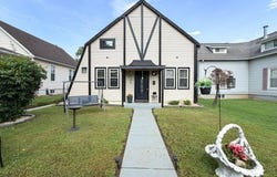 326 S Sycamore, Centralia, IL 62801