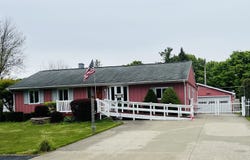 3280 Glenbrook Drive, Bay City, MI 48706
