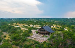 225 Valley View Dr, Comfort, TX 78013
