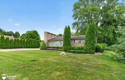 10048 E Coldwater Road, Davison, MI 48423