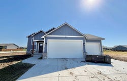 9962 Jasmine Drive, Manhattan, KS 66502