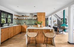 26 Harbor View Dr., East Hampton, NY 11937