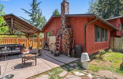1163 FIR ACRES Dr, Eugene, OR 97401