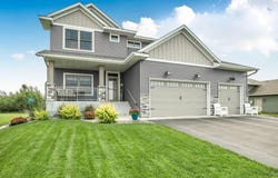 3098 Nottingham Road S, Saint Cloud, MN 56301