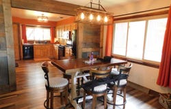 806 N 7th St, Virginia, MN 55792
